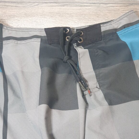 Hawk Men Plaid Swim Trunks Board Short Pocket Lace Up Closure Size 30 Beach Pool - Picture 4 of 5